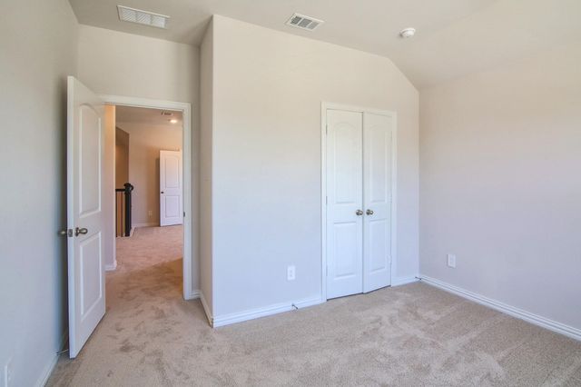 2009 Creekvista Drive, Lewisville, TX 75010