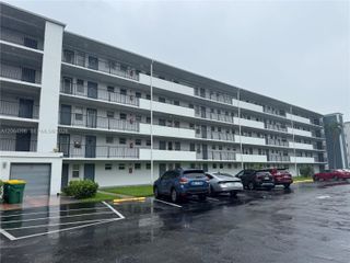 950 Hillcrest Dr 411, Hollywood, FL 33021