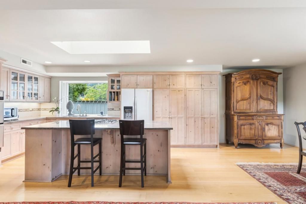 Image 12 of property listing at 3369 Trevis Way, Carmel, CA 93923