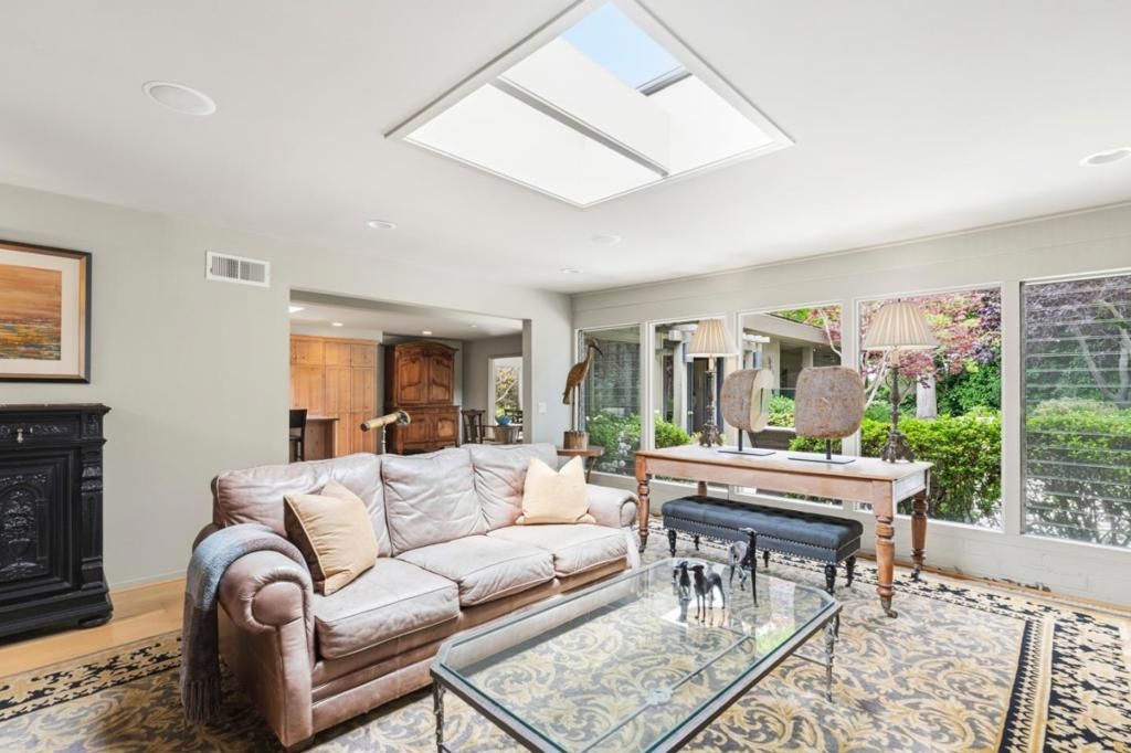 Image 17 of property listing at 3369 Trevis Way, Carmel, CA 93923