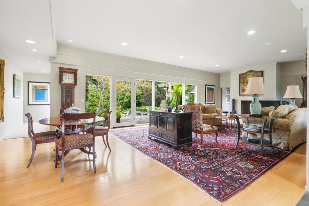 Image 7 of property listing at 3369 Trevis Way, Carmel, CA 93923