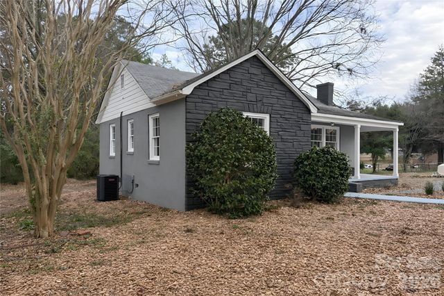 2629 Dallas Stanley Highway, Stanley, NC 28164