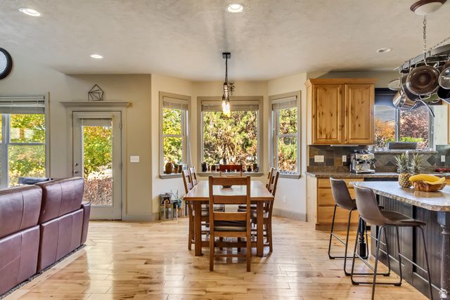 273 E PARK VIEW CIR, Bountiful, UT 84010