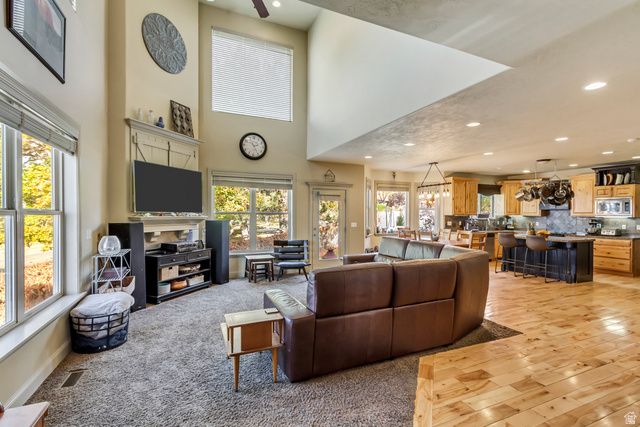273 E PARK VIEW CIR, Bountiful, UT 84010