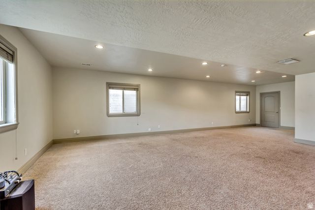 273 E PARK VIEW CIR, Bountiful, UT 84010
