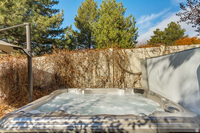 273 E PARK VIEW CIR, Bountiful, UT 84010