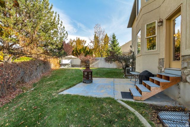 273 E PARK VIEW CIR, Bountiful, UT 84010