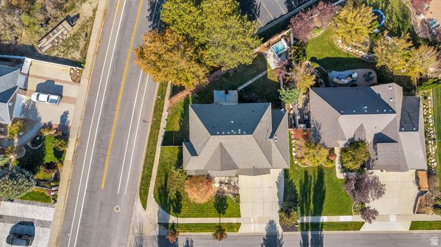 273 E PARK VIEW CIR, Bountiful, UT 84010