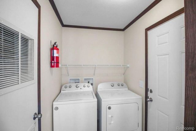 29400 Meadow, Gibraltar, MI 48173