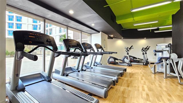 410 Atkinson Drive 859, Honolulu, HI 96814