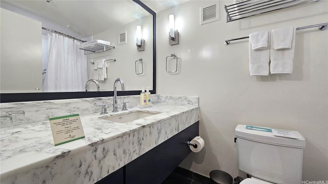 410 Atkinson Drive 859, Honolulu, HI 96814