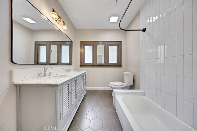 721 S Ross, Santa Ana, CA 92701