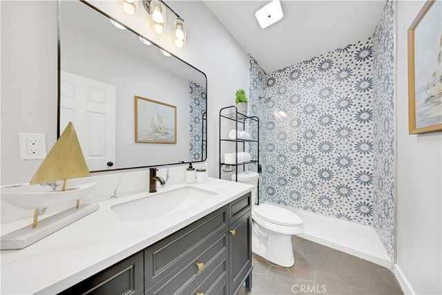 721 S Ross, Santa Ana, CA 92701