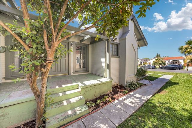 721 S Ross, Santa Ana, CA 92701