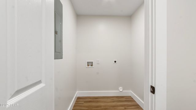 2402 E 16th Court, Panama City, FL 32405