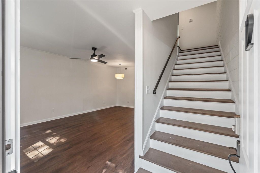 12 Grove Street, Charleston, SC 29403