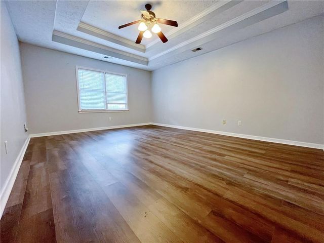 3060 Oak Meadow Drive, Snellville, GA 30078