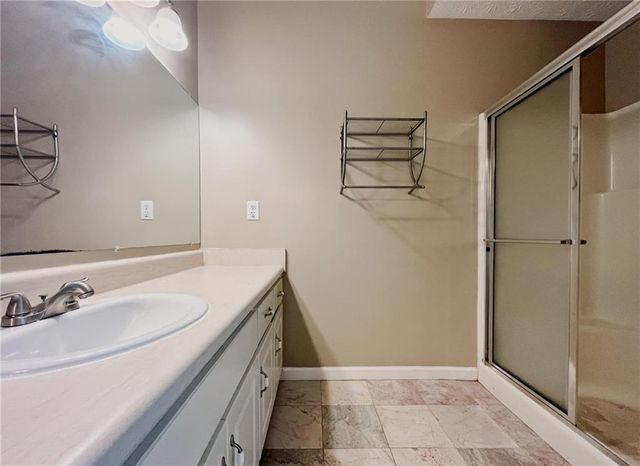 3060 Oak Meadow Drive, Snellville, GA 30078