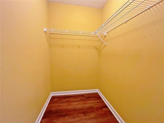 3060 Oak Meadow Drive, Snellville, GA 30078