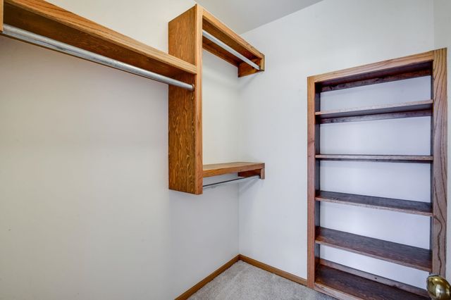 118 Chapel Dr, Andover, KS 67002