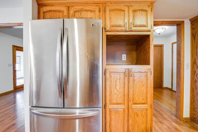 118 Chapel Dr, Andover, KS 67002