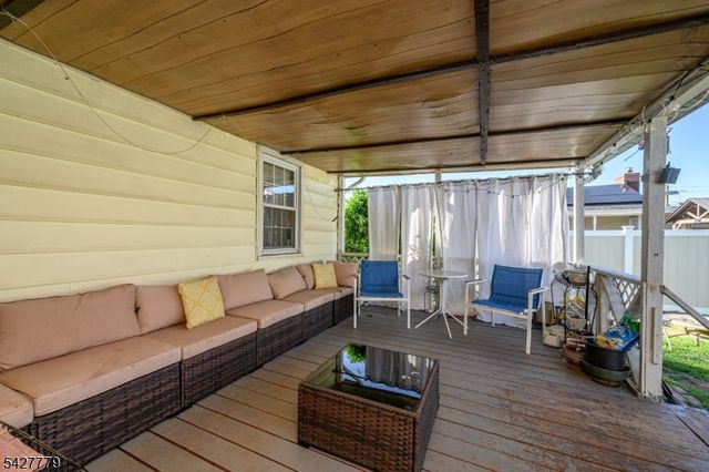 315 S 19Th Ave, Manville Boro, NJ 08835