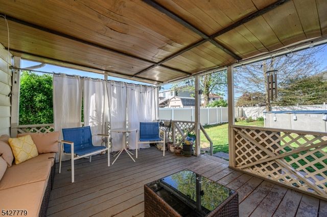 315 S 19Th Ave, Manville Boro, NJ 08835