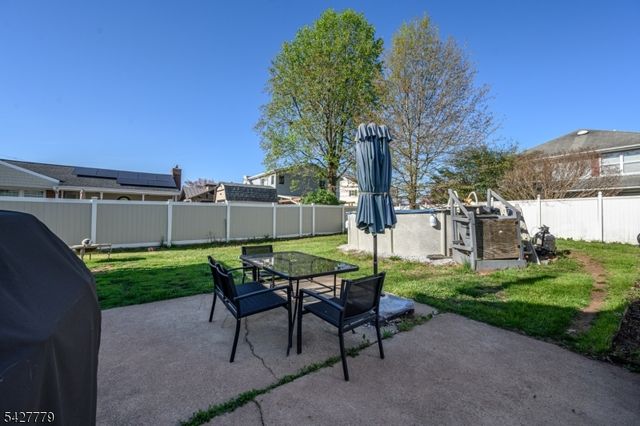 315 S 19Th Ave, Manville Boro, NJ 08835