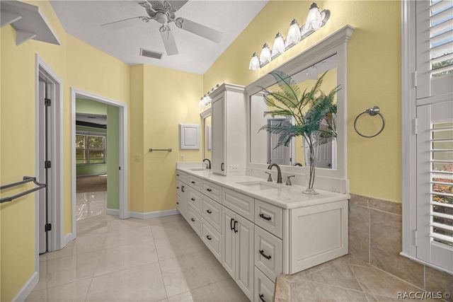 1861 N Eagle Chase Drive, Hernando, FL 34442