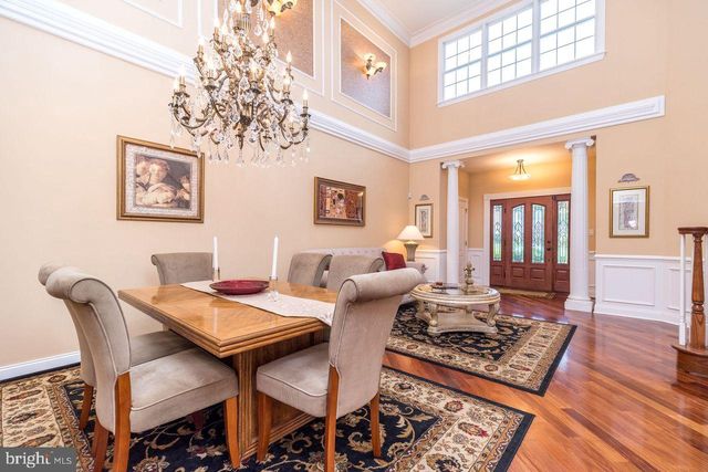 23 BRIANNA RD, Holland, PA 18966