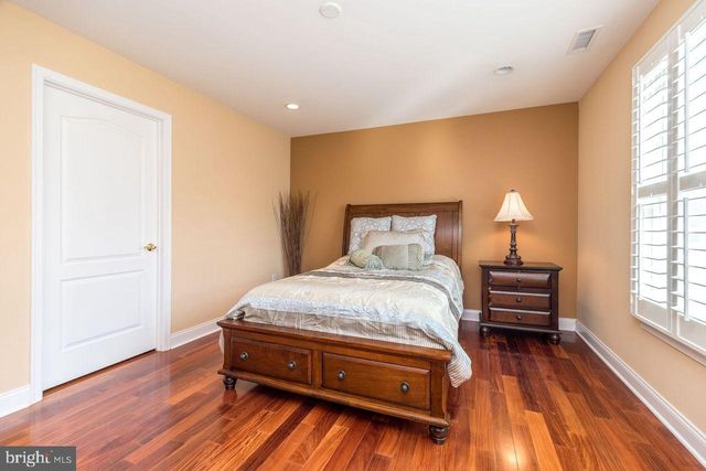 23 BRIANNA RD, Holland, PA 18966