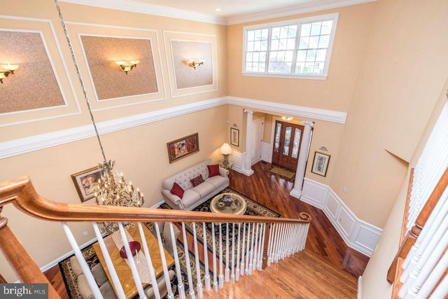 23 BRIANNA RD, Holland, PA 18966