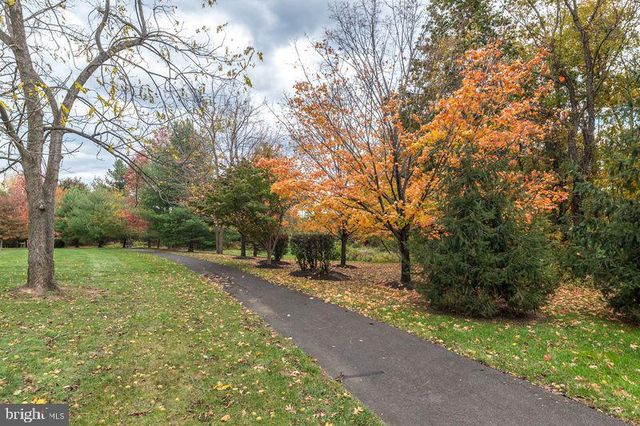 23 BRIANNA RD, Holland, PA 18966