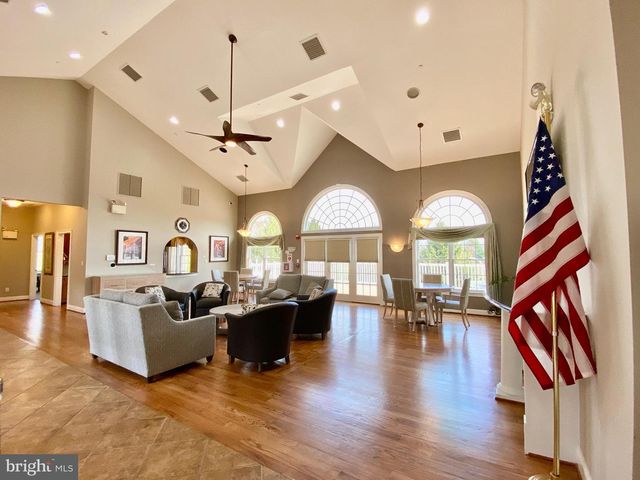 23 BRIANNA RD, Holland, PA 18966