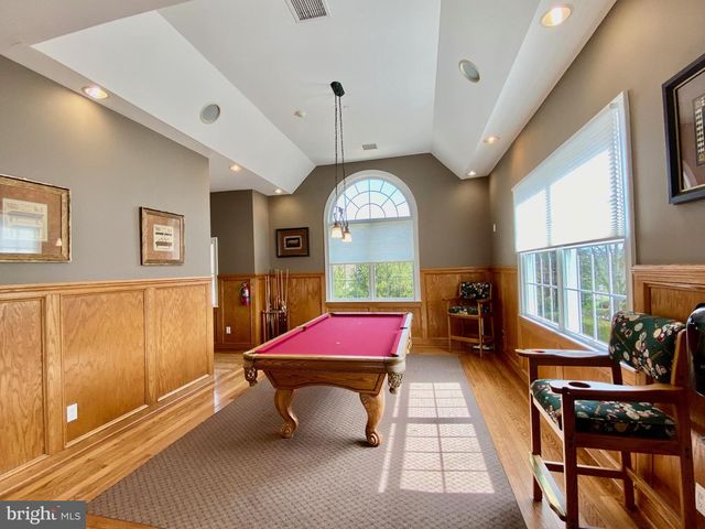 23 BRIANNA RD, Holland, PA 18966