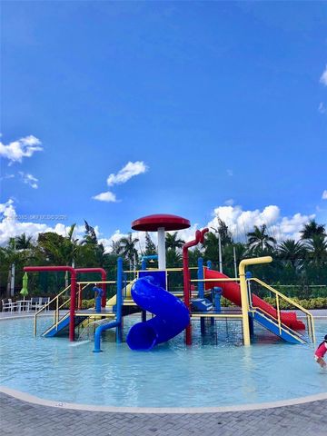 10597 NW NW 81 TERRACE 10597, Doral, FL 33178