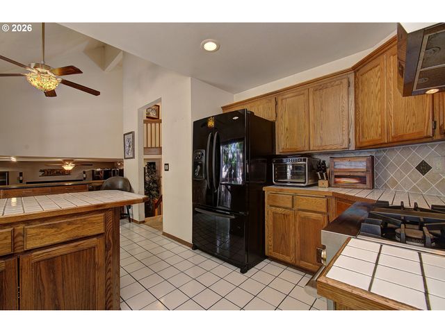 16165 Sw COPPER CREEK Dr, Portland, OR 97224