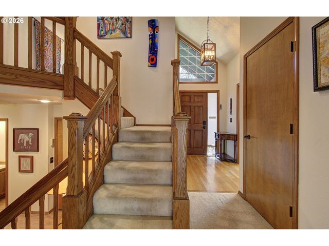 16165 Sw COPPER CREEK Dr, Portland, OR 97224