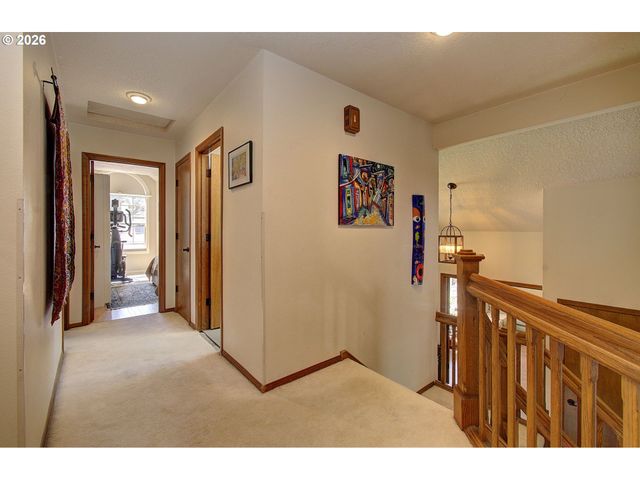 16165 Sw COPPER CREEK Dr, Portland, OR 97224