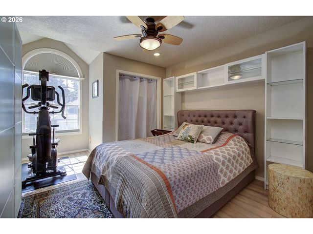 16165 Sw COPPER CREEK Dr, Portland, OR 97224