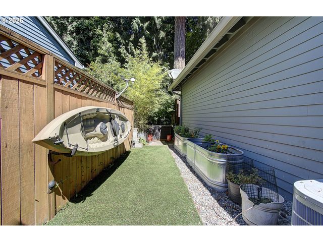 16165 Sw COPPER CREEK Dr, Portland, OR 97224