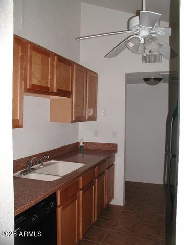 7550 N 12TH Street 225, Phoenix, AZ 85020