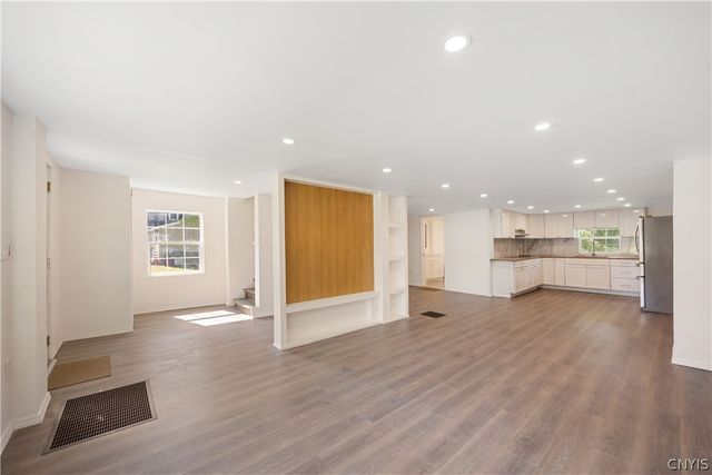 8360 Cazenovia Road, Pompey, NY 13104