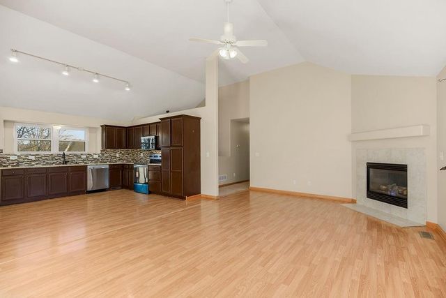 1003 Madelyn Drive, Kearney, MO 64060