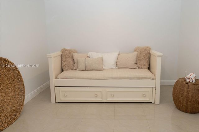 1800 S Ocean Dr 908, Hallandale Beach, FL 33009