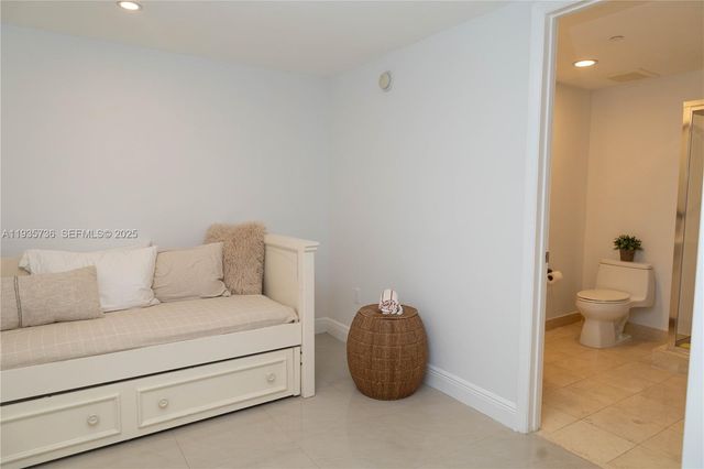 1800 S Ocean Dr 908, Hallandale Beach, FL 33009