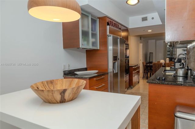 1800 S Ocean Dr 908, Hallandale Beach, FL 33009