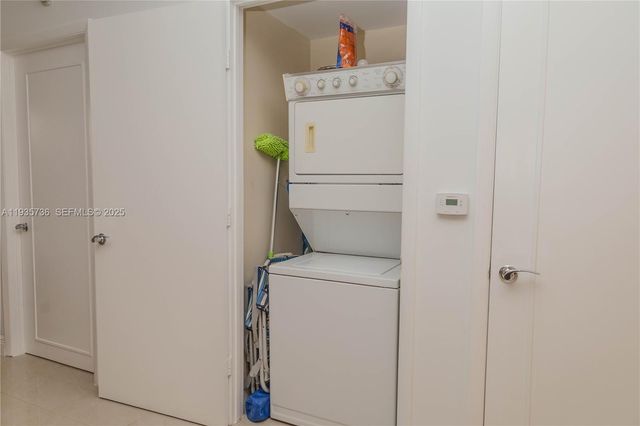 1800 S Ocean Dr 908, Hallandale Beach, FL 33009