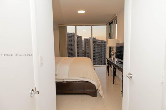 1800 S Ocean Dr 908, Hallandale Beach, FL 33009