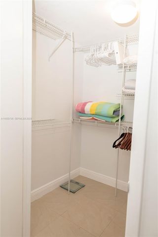 1800 S Ocean Dr 908, Hallandale Beach, FL 33009